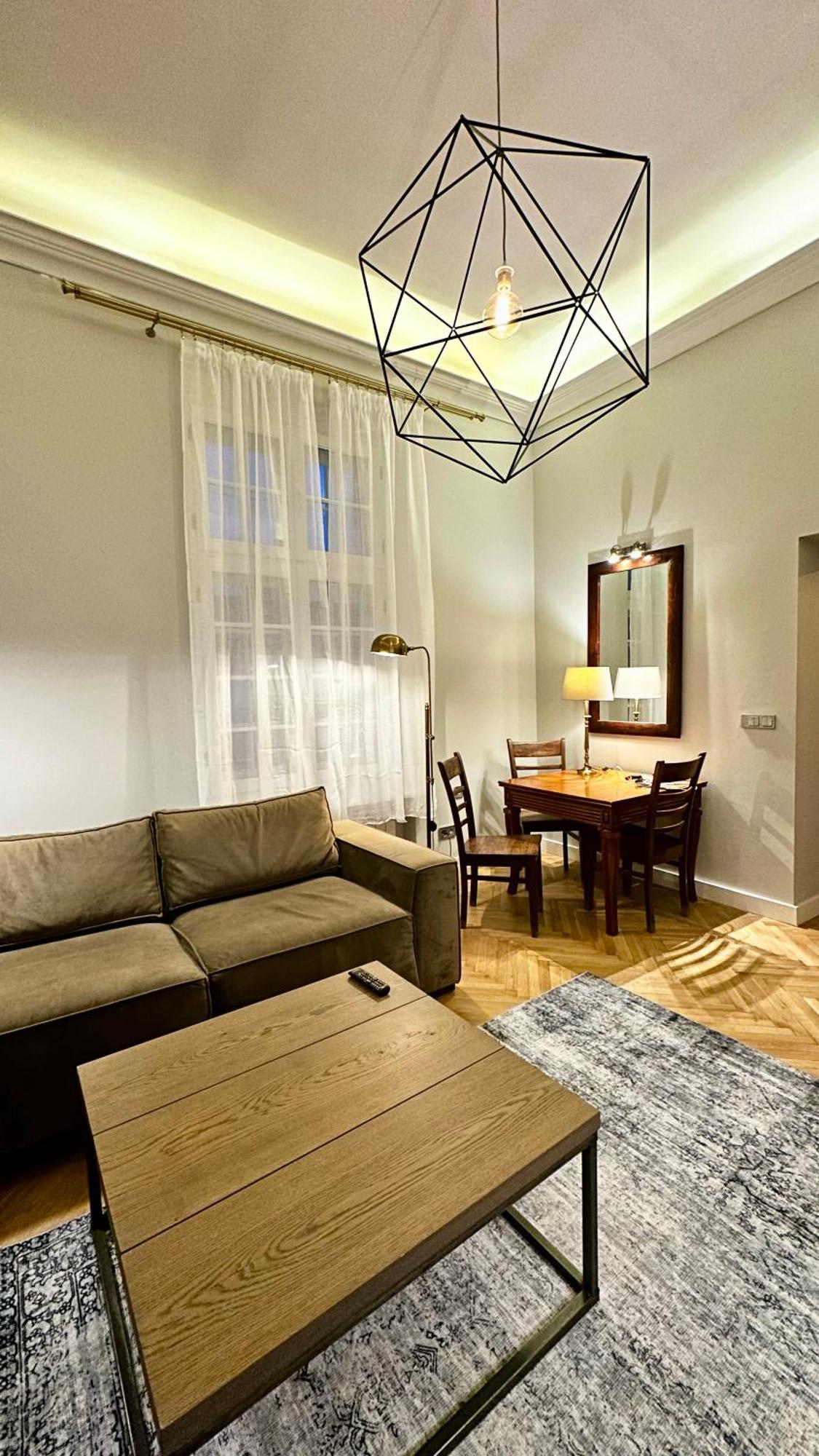 4M High Apartment In Heart Of Warsaw! エクステリア 写真