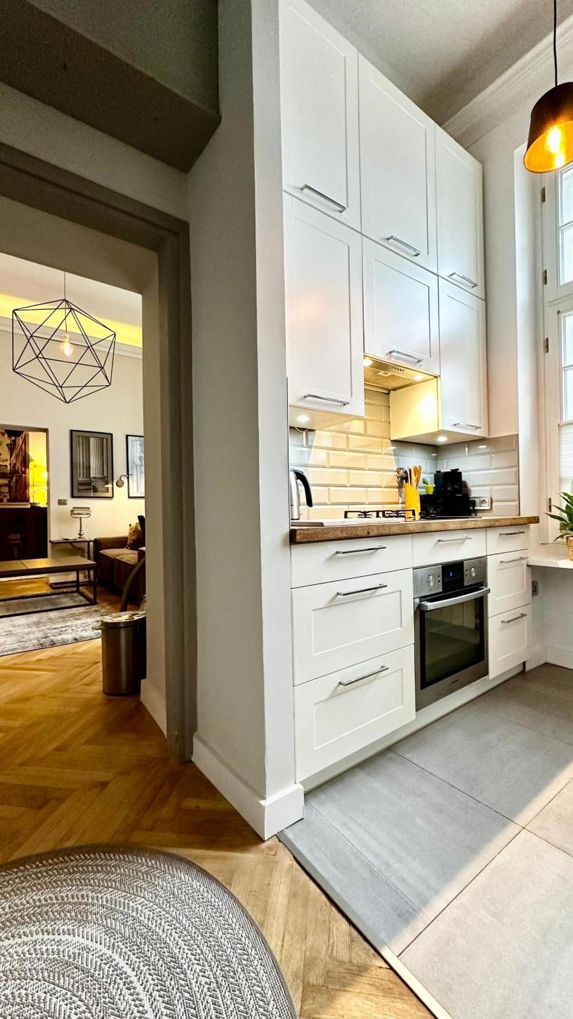 4M High Apartment In Heart Of Warsaw! エクステリア 写真